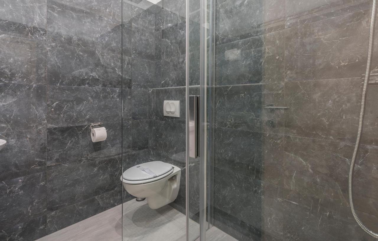 Roberto Rooms Porec Bagian luar foto