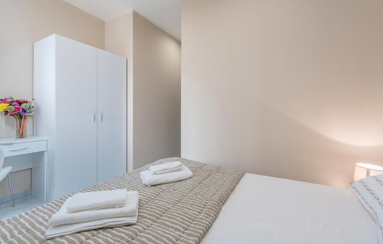 Roberto Rooms Porec Bagian luar foto