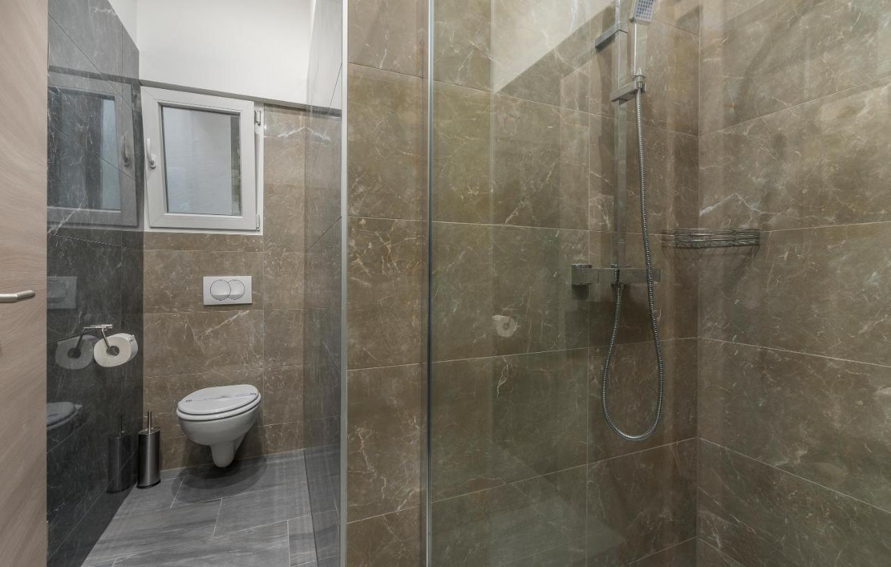 Roberto Rooms Porec Bagian luar foto